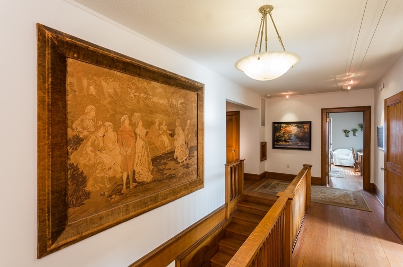 About The Inn 28